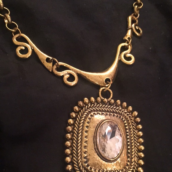 NWT NECKLACE gold style - Picture 3 of 7